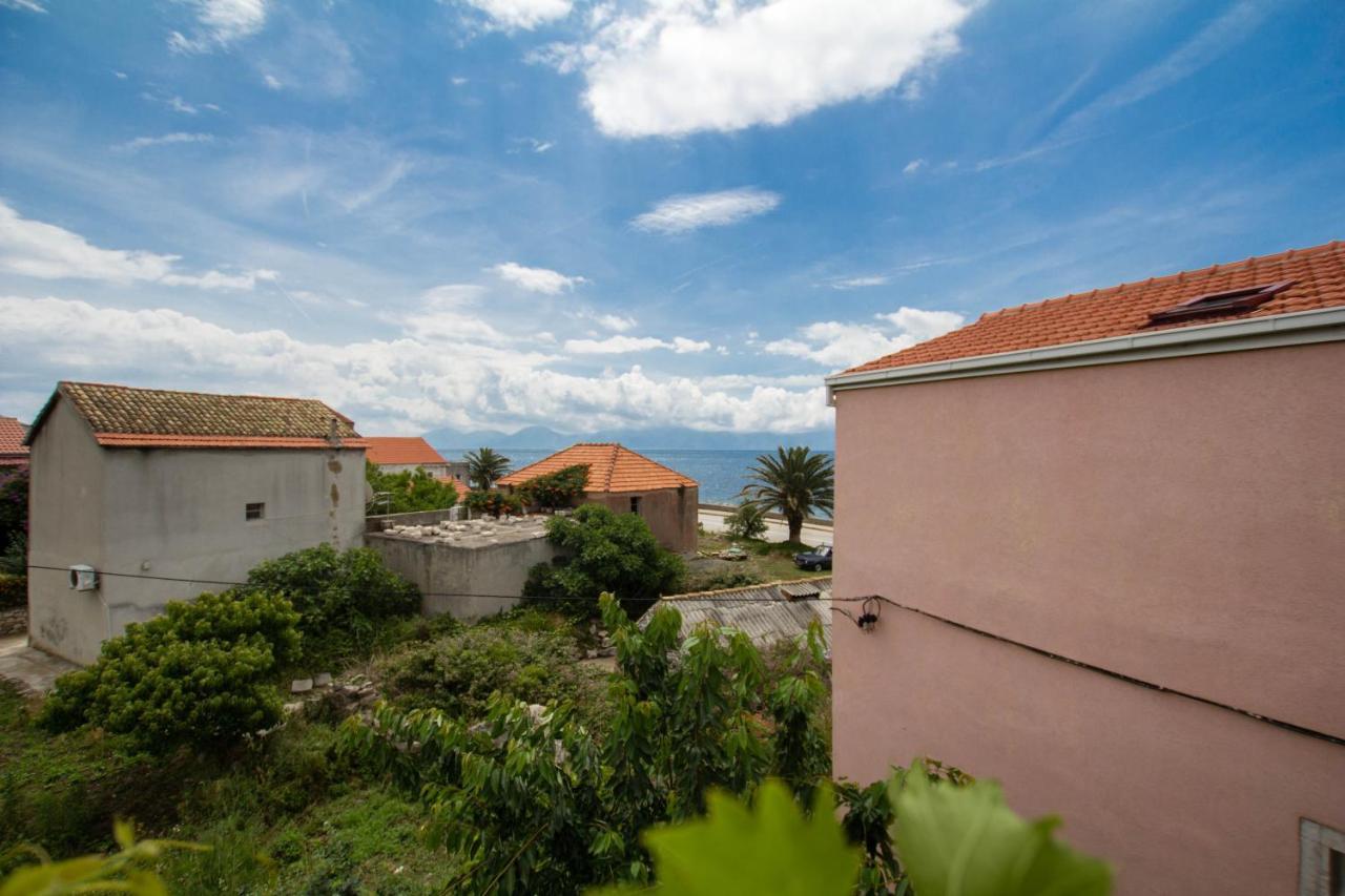 Apartments By The Sea Sucuraj, Hvar - 566 Exterior foto